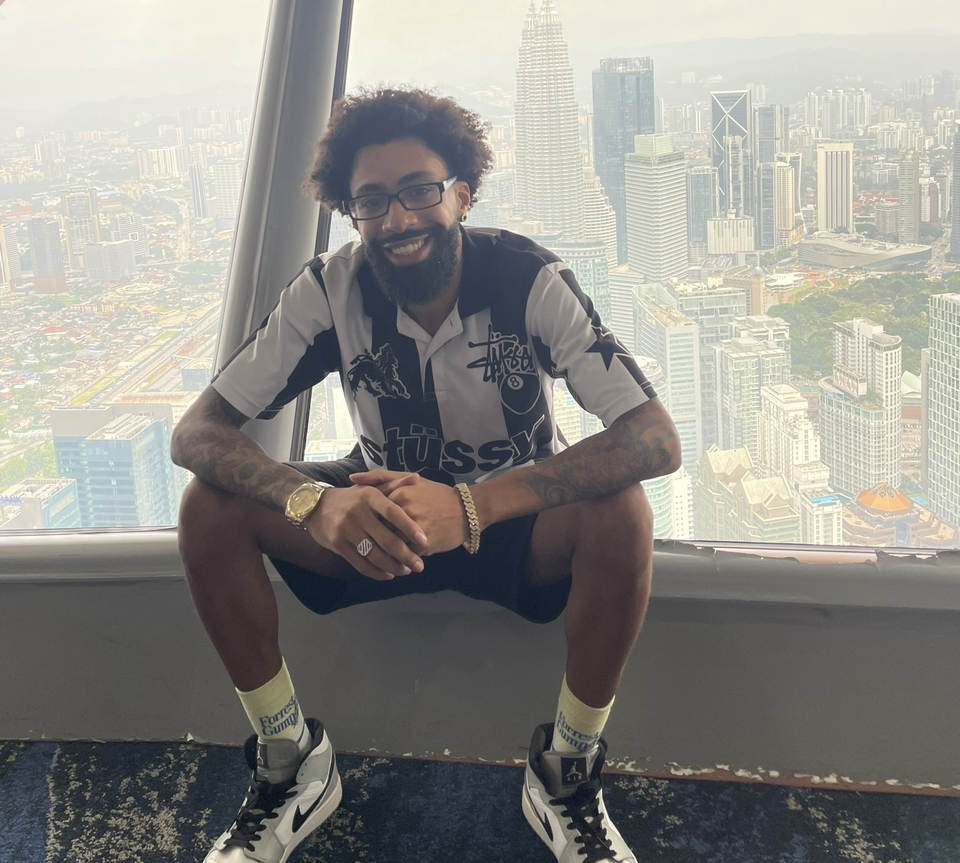 Xavier Aponte — A Global Innovator Bridging Crypto, Technology, and the Creator Economy